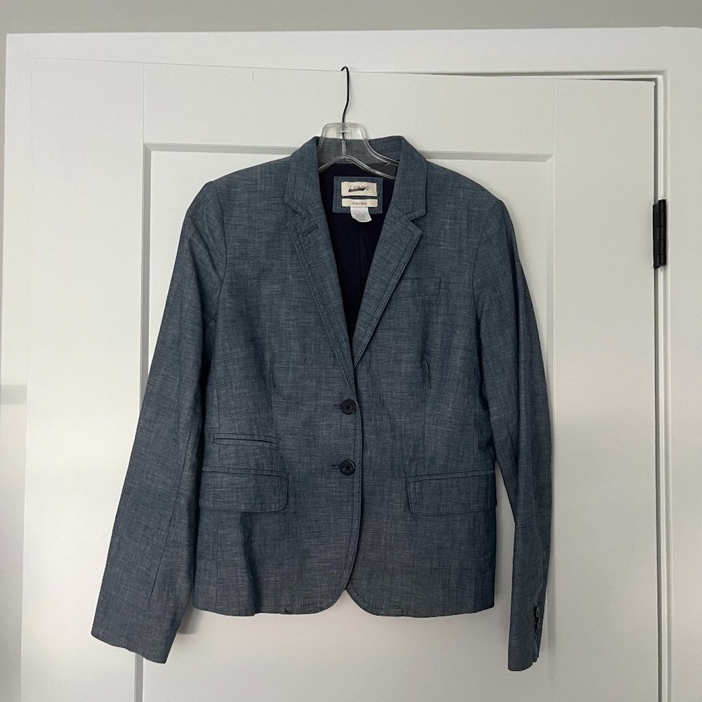 J. Crew Chambray Schoolboy Blazer (Size 4)